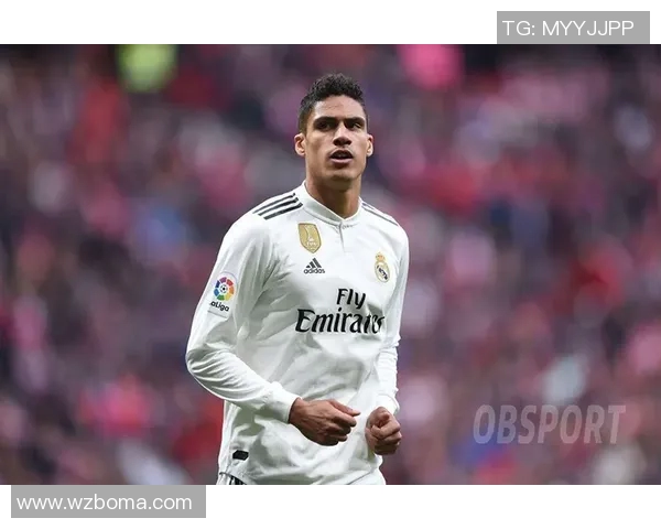 皇马足球明星海报图展现传奇球员风采与激情瞬间的视觉盛宴 皇马足球明星海报图展现传奇球员风采与激情瞬间的视觉盛宴