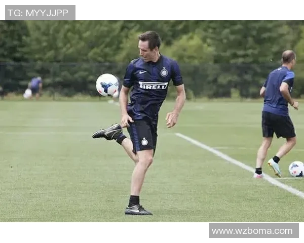 回顾足球明星们的辉煌瞬间与经典时刻的精彩盘点 回顾足球明星们的辉煌瞬间与经典时刻的精彩盘点