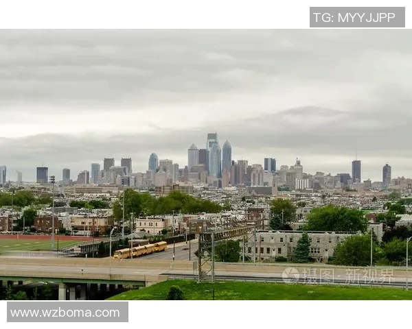 纽约城与费城的文化碰撞与城市发展之路探讨